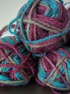 Multicolor Charisma Yarn – Lot of 8 Skeins, Mulberry Bush